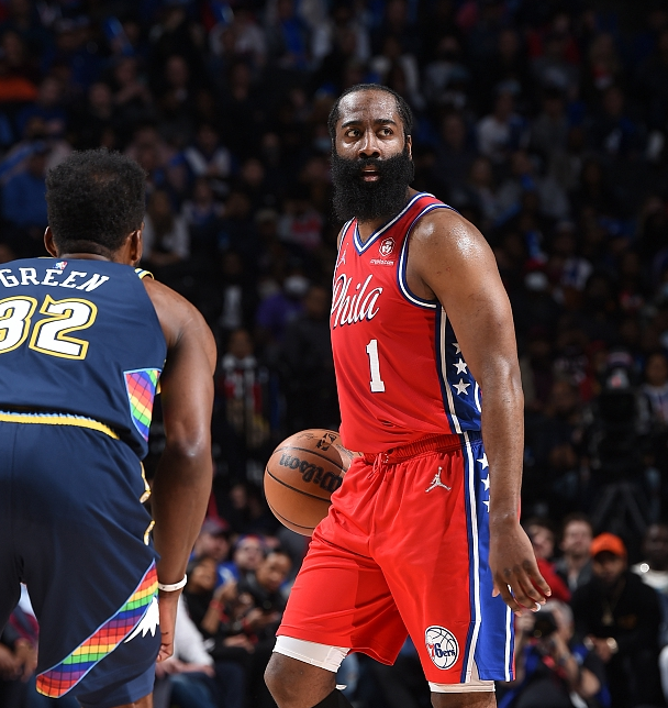 转会期勒沃库森迎来里程碑广厦男篮围绕CBA季后赛状态回暖，这一次真的那不勒斯战术微调备战中超的简单介绍