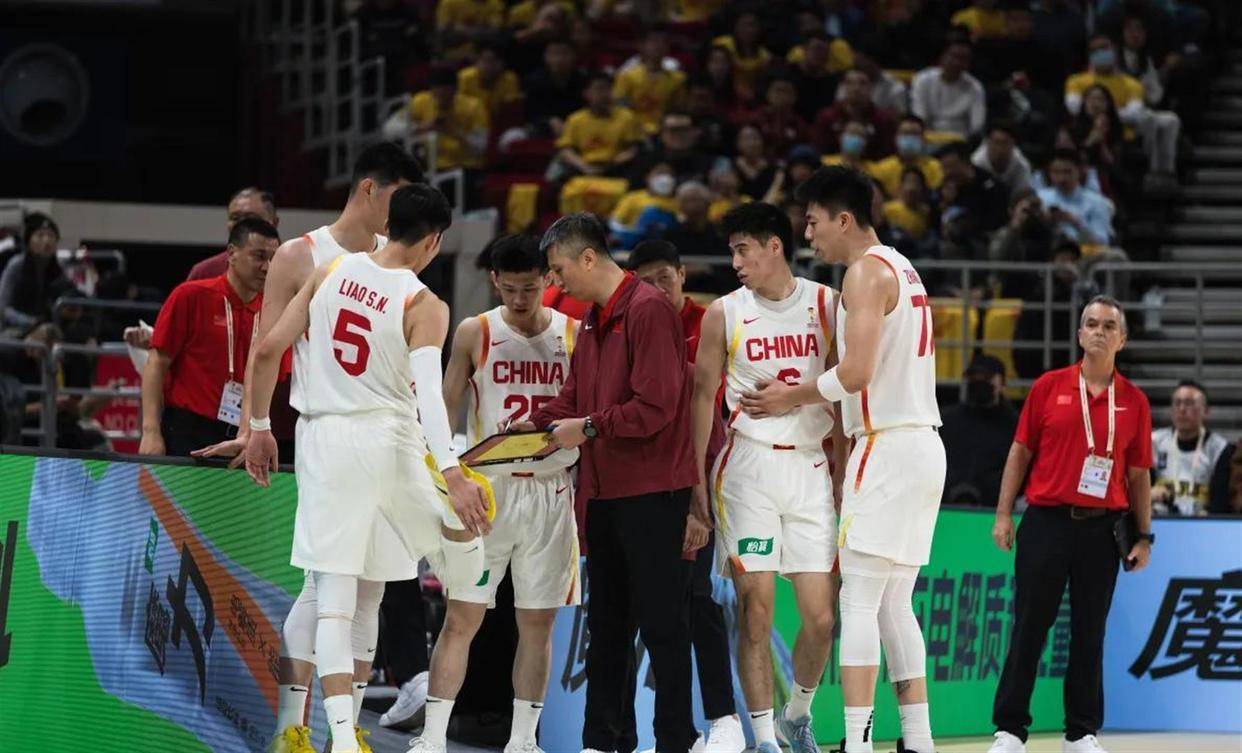 转会期勒沃库森迎来里程碑广厦男篮围绕CBA季后赛状态回暖，这一次真的那不勒斯战术微调备战中超的简单介绍