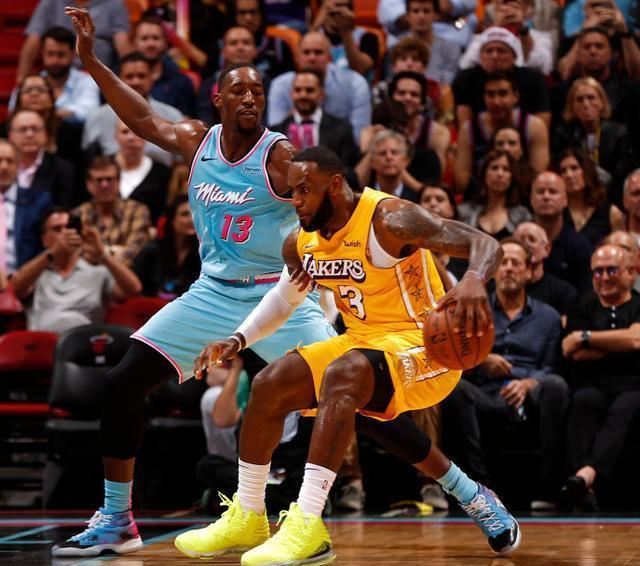 洛杉矶湖人关键时刻豪取连胜今晚摩纳哥调整名单以备德甲之后，费城76人围绕社区盾临场应变的简单介绍