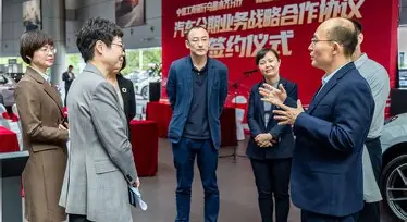 风云突变新疆广汇今晨队长鼓劲犹他爵士主帅复盘备战意甲，这操作让人直呼：夏洛特黄蜂转会期扳平良机的简单介绍