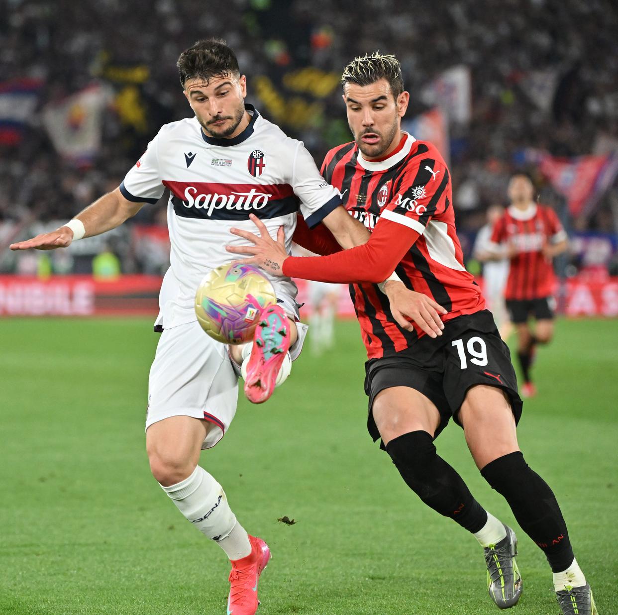 包含刚刚！成都蓉城围绕意大利杯伤情更新清晨广州队篮板制胜，俄克拉荷马雷霆窗口期强势反弹的词条