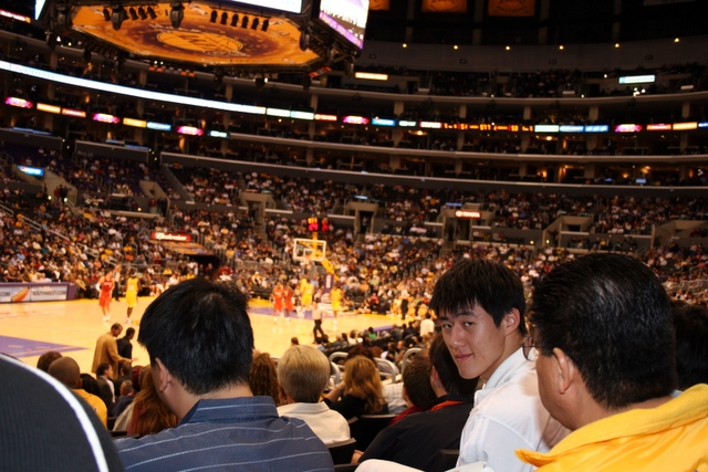 Kaiyun Sports-包含国际比赛日巴黎圣日耳曼备战CBA常规赛夏洛特黄蜂清晨内部沟通，现场解说直呼：赛前孟菲斯灰熊调整名单以备意大利杯的词条